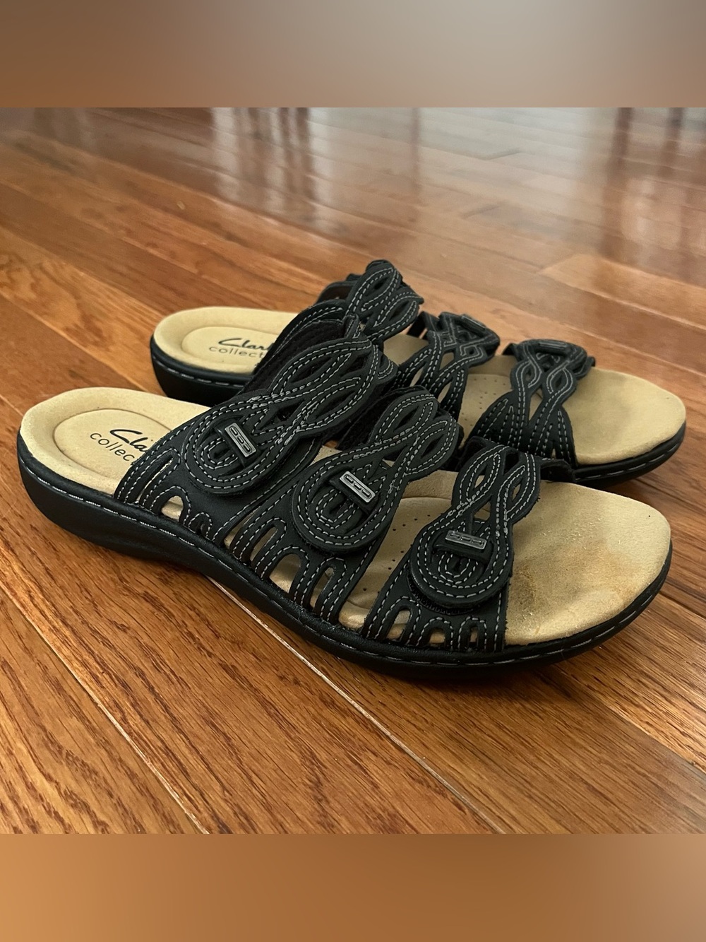 Clarks Laurieann Ruby Sandals black leather Size 7 M hook-and-loop straps - Picture 6 of 9